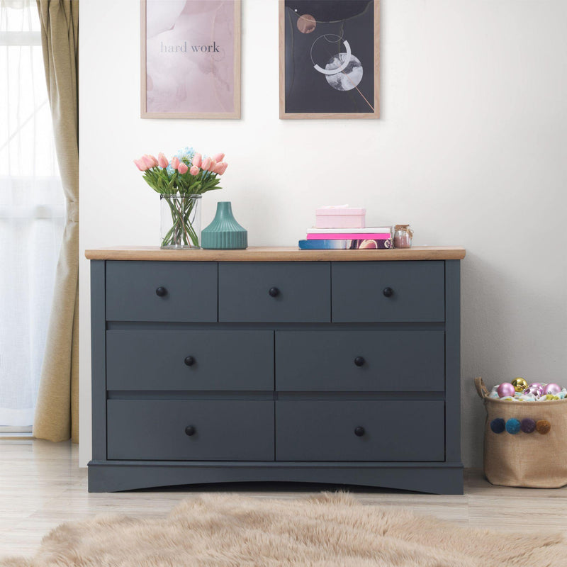 Carden 7 Drawer Chest 